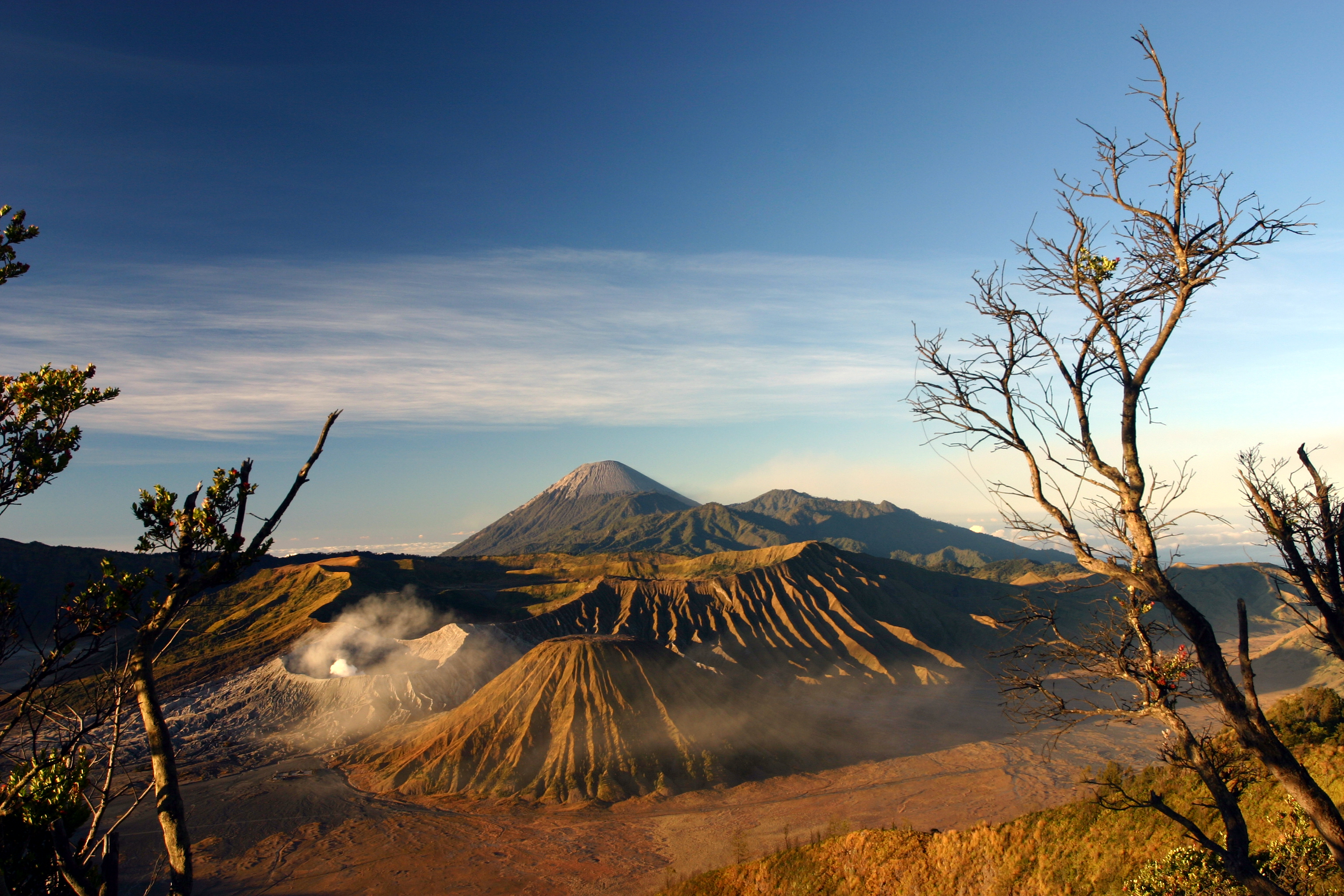 14 Gambar  Pemandangan Alam Gunung  Bromo  Foto Pemandangan HD
